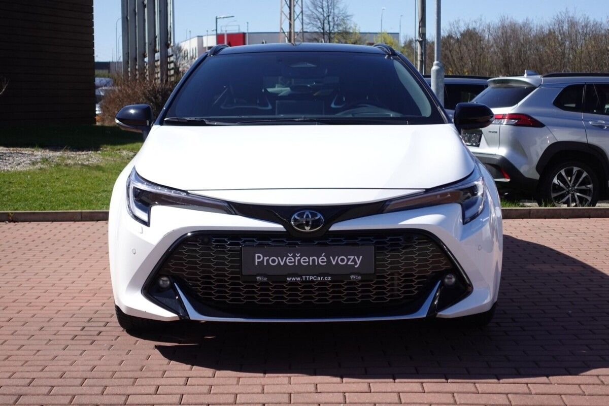 Toyota Corolla, 2,0HSD GR-Sport Dynamic - fotka 2