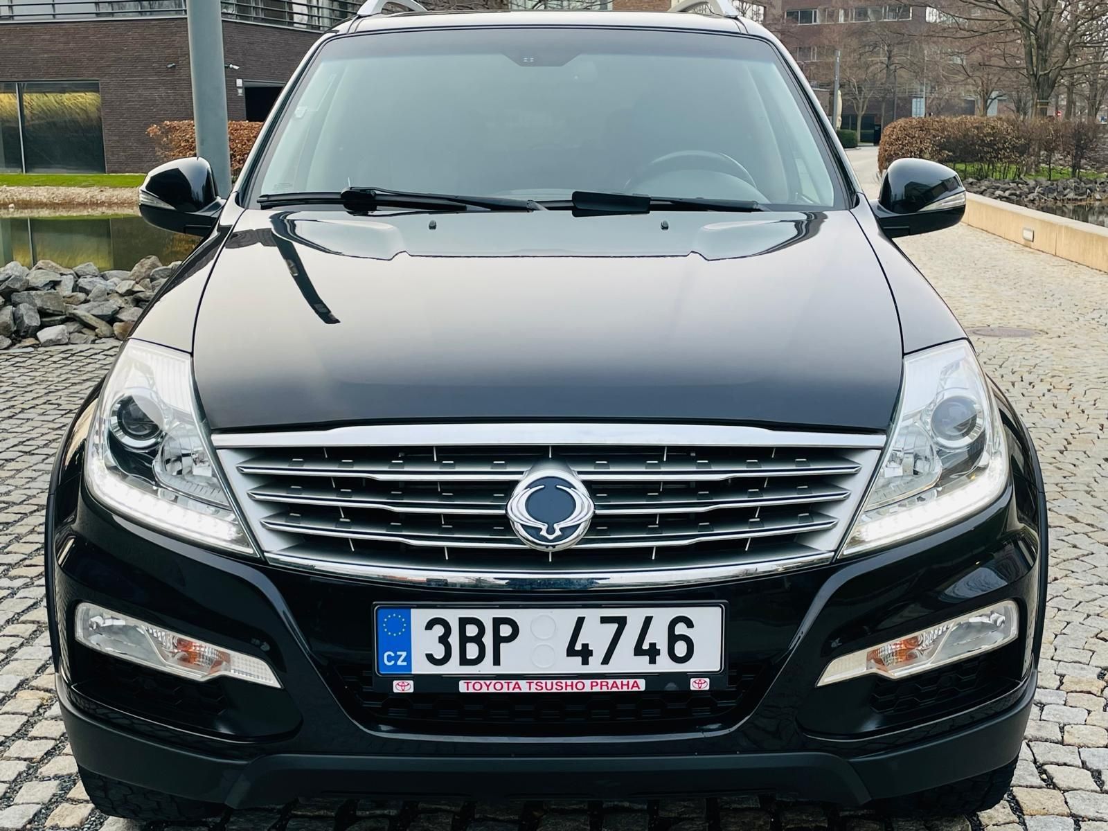 SsangYong Rexton, 2.2TD 4x4 AUT KAM 7MÍST TAŽNÉ - fotka 6