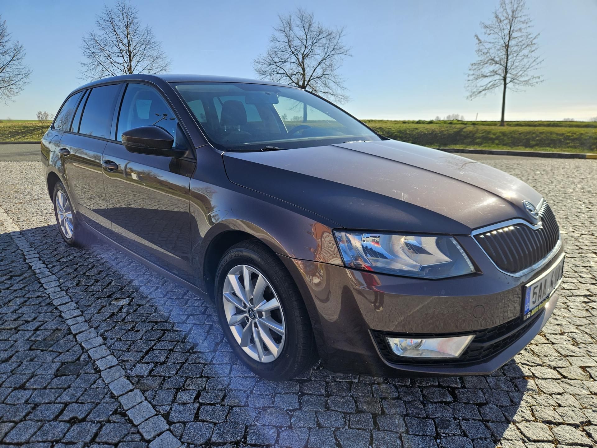 Škoda Octavia, SUPER STAV, 81KW, SPLÁTKY - fotka 4