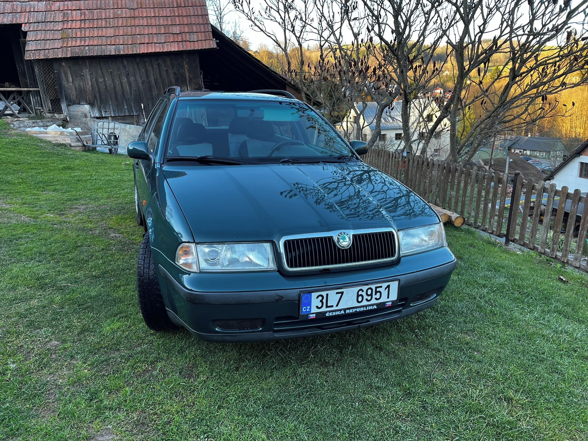 Škoda Octavia, Škoda Octavia Combi I (1.6) - fotka 2
