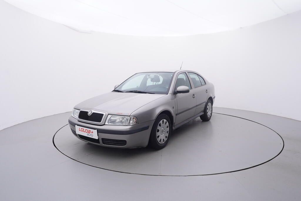 Škoda Octavia, Tour 1.6 16V 75 kW