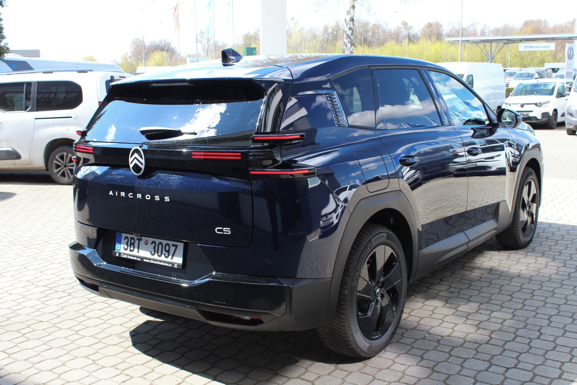 Citroën C5 Aircross, PLUS Hybrid 145k Automatic - fotka 5