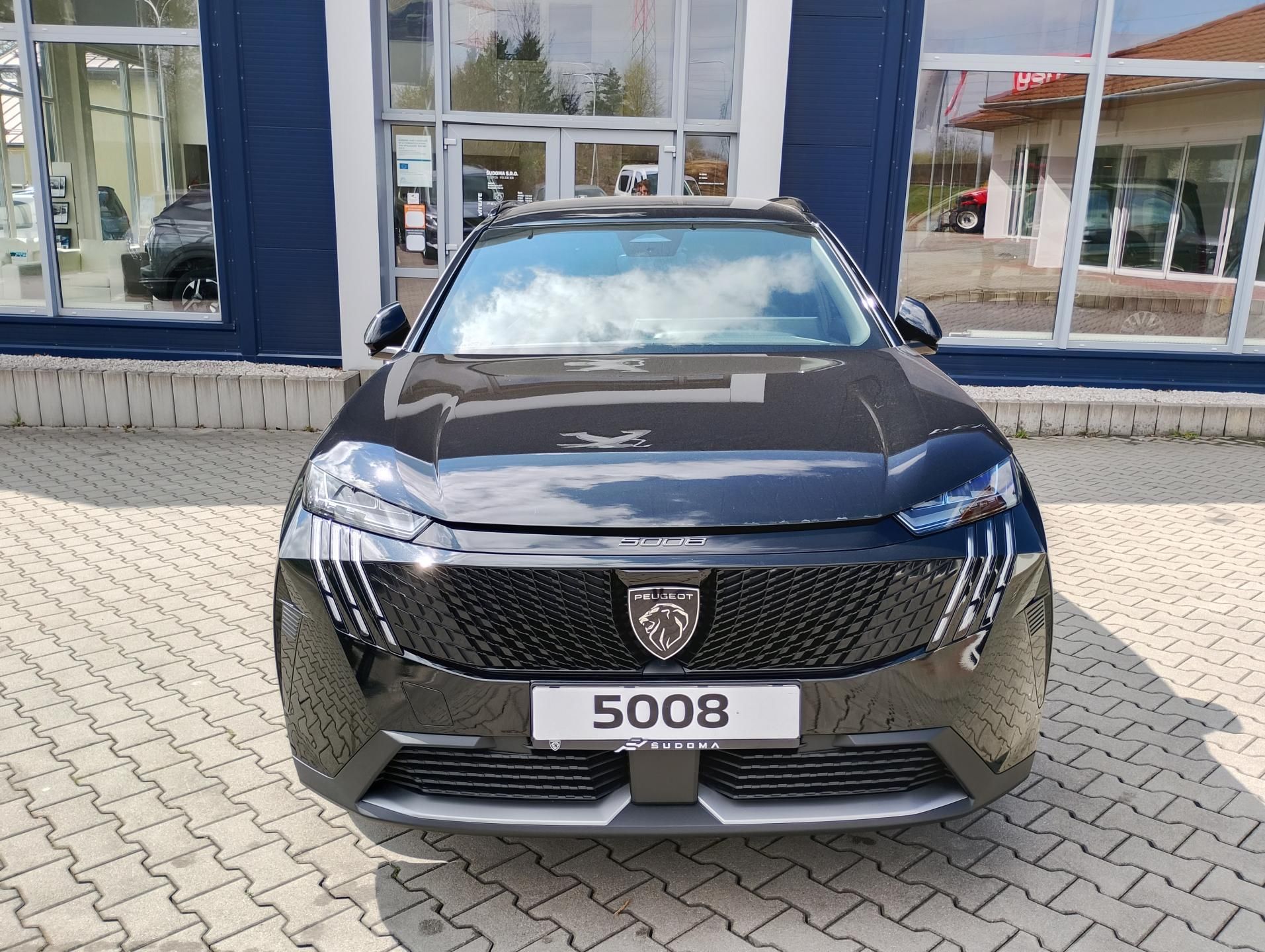 Peugeot 5008, ALLURE Hybrid 145e-DCS6 5 míst - fotka 2