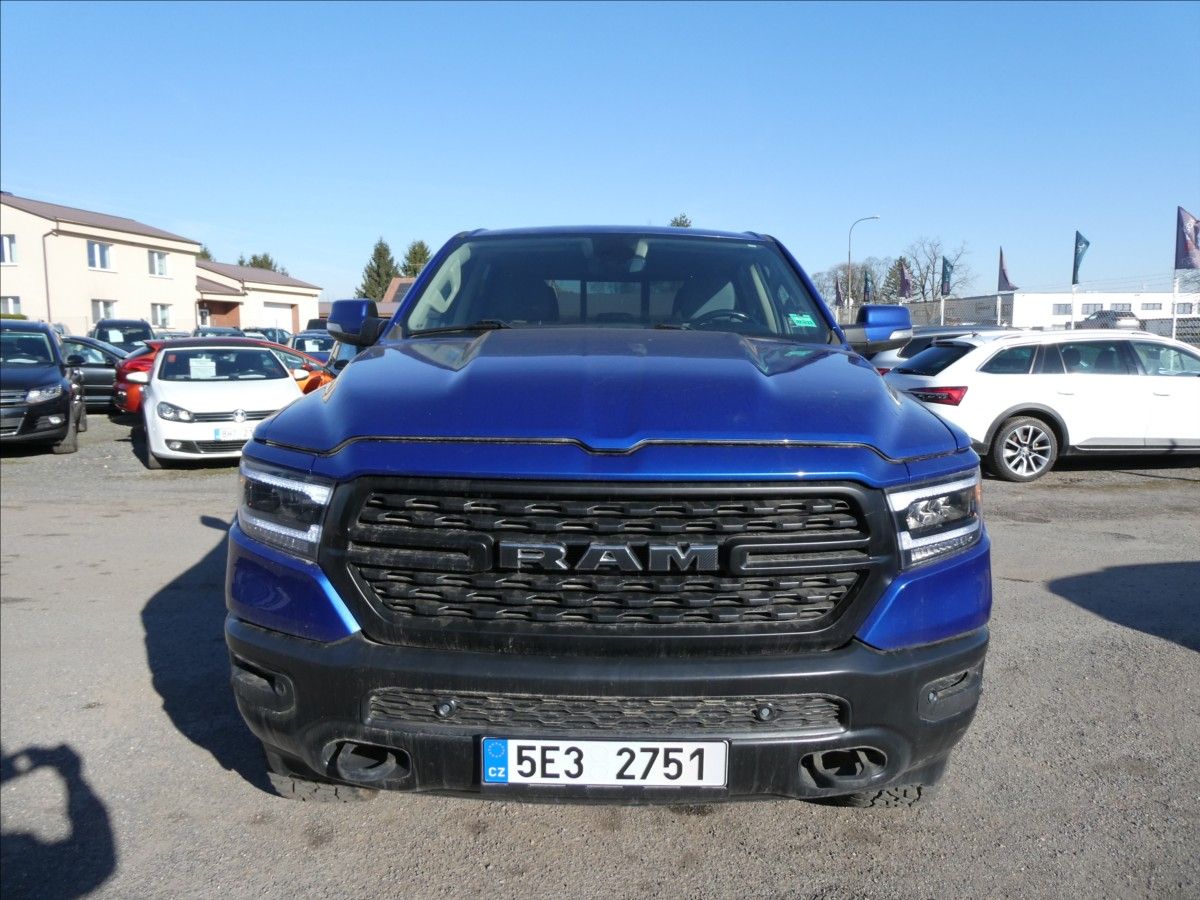 Dodge Ram 1500, 5,7 HEMI 295kW BIGHORN - fotka 2