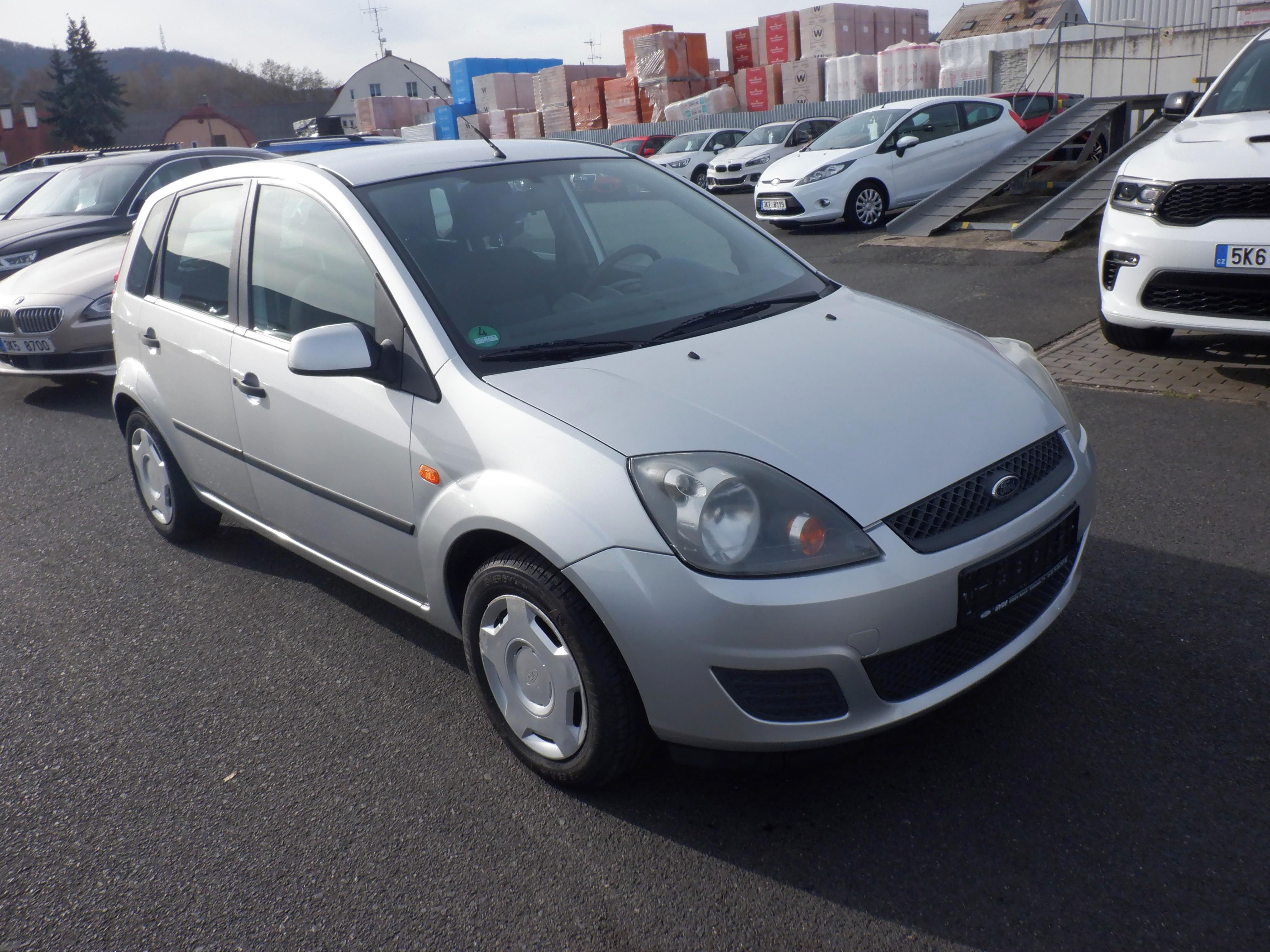 Ford Fiesta, 1.4i,1.majitel - fotka 3