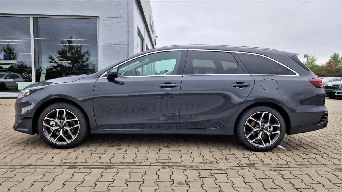 Kia Cee´d, 1,5 T-GDi TOP + BUS - fotka 4