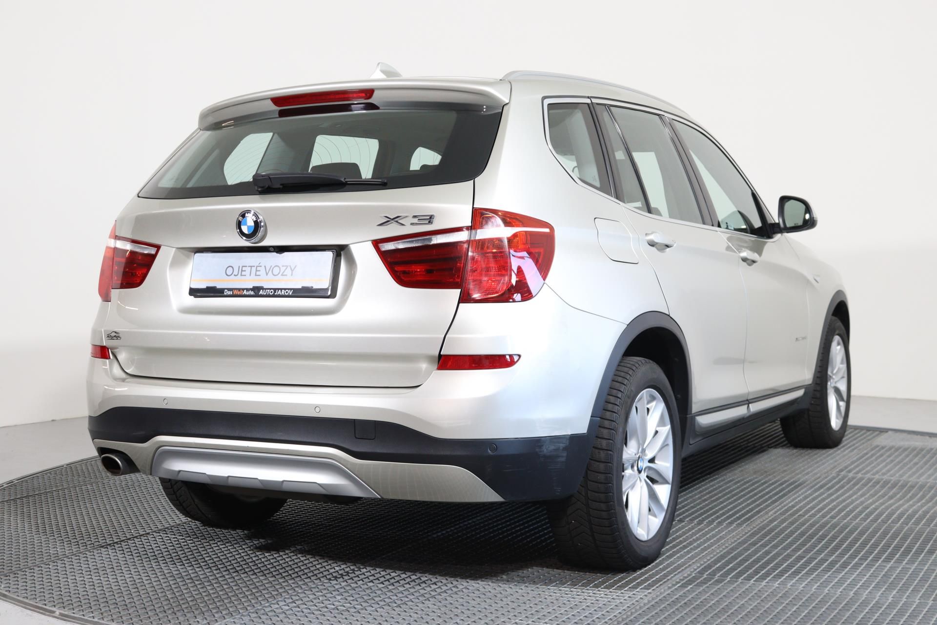 BMW X3, 20 D Xdrive 140kW - fotka 2