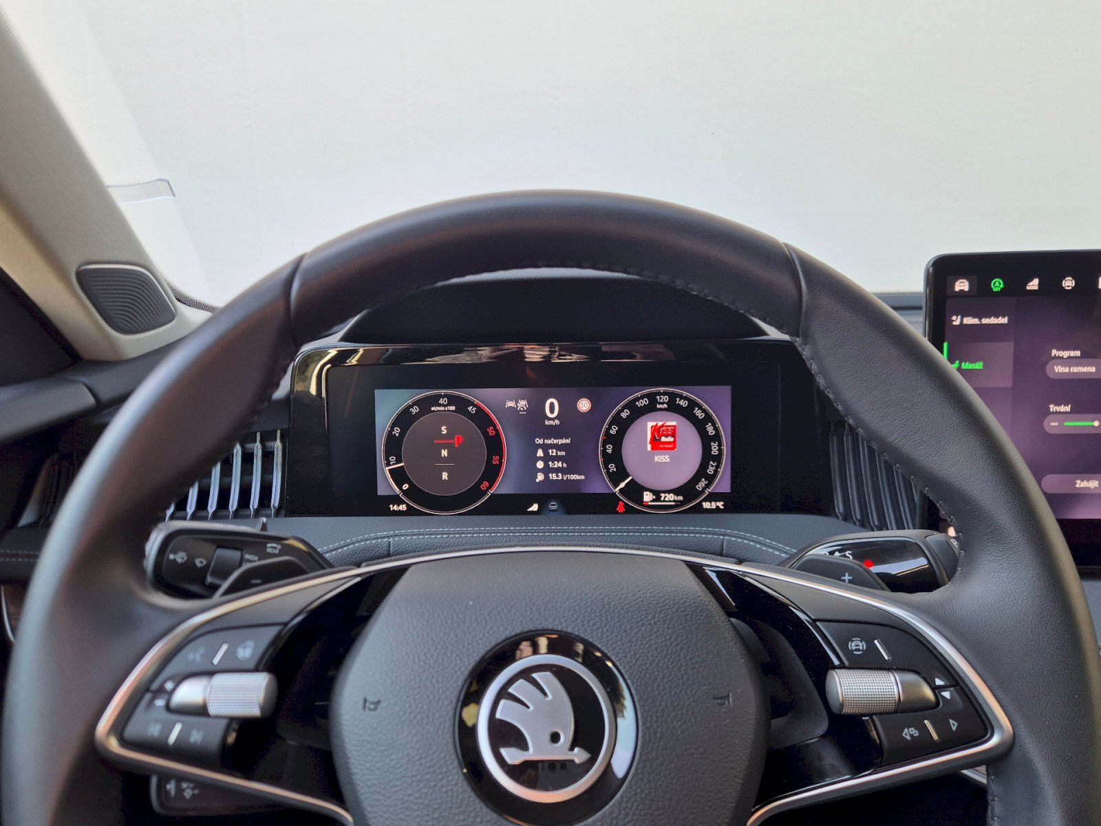 Škoda Superb, 2.0TDI 142kW 4x4 L&K DSG - fotka 6