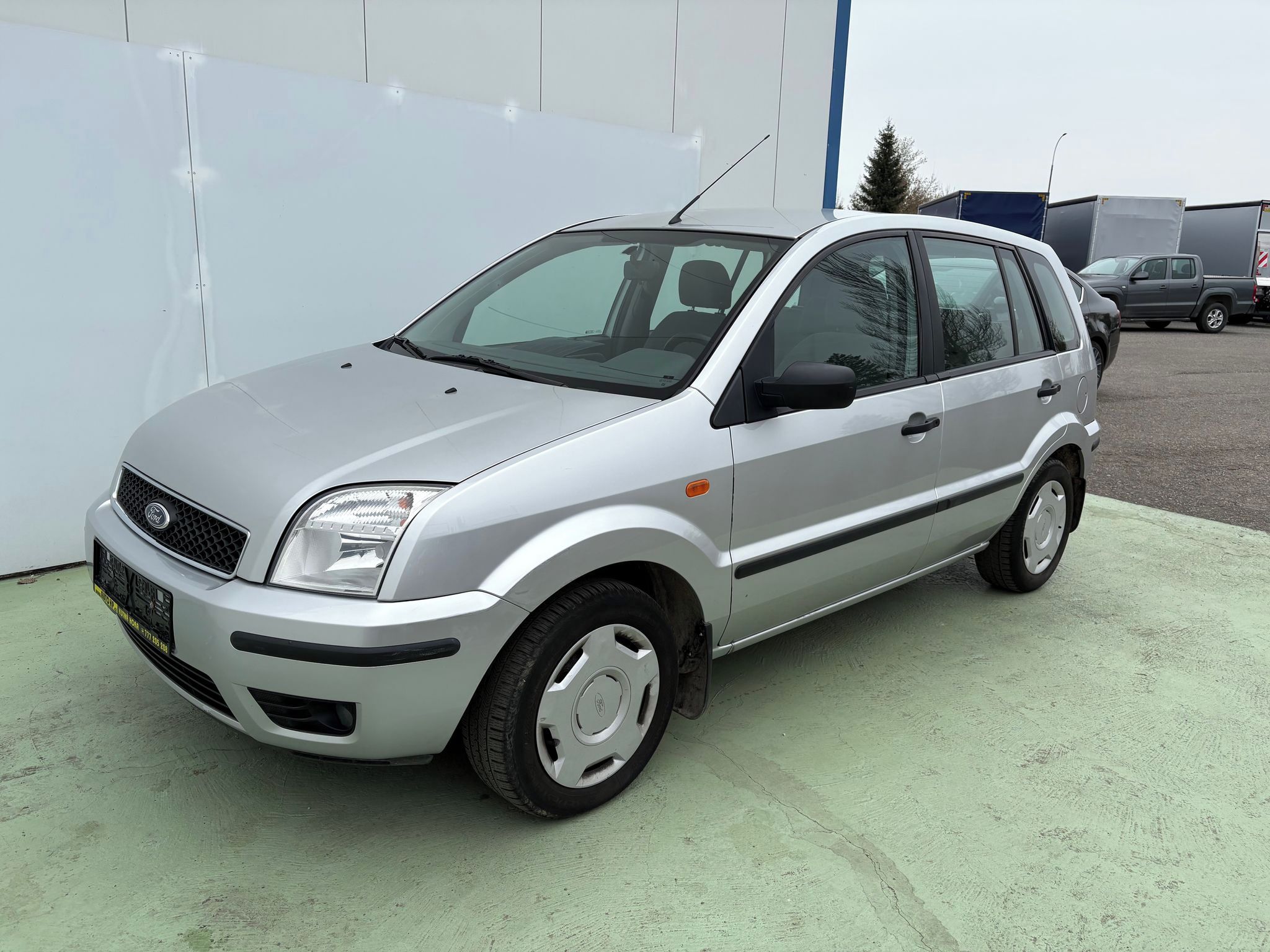 Ford Fusion, 1.6i, 74kW, Klima - fotka 3