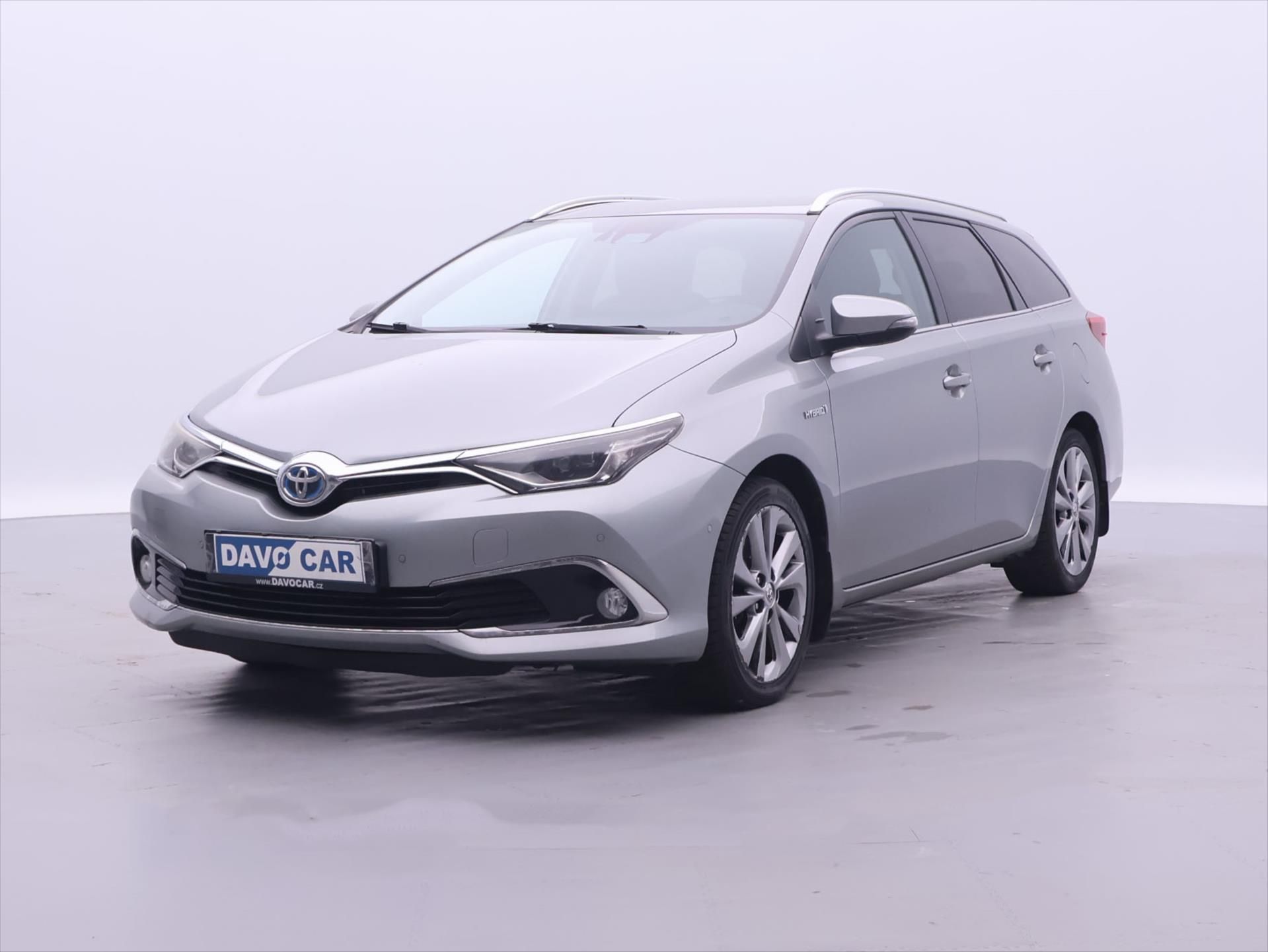 Toyota Auris, 1,8 Hybrid e-CVT Executive CZ - fotka 3