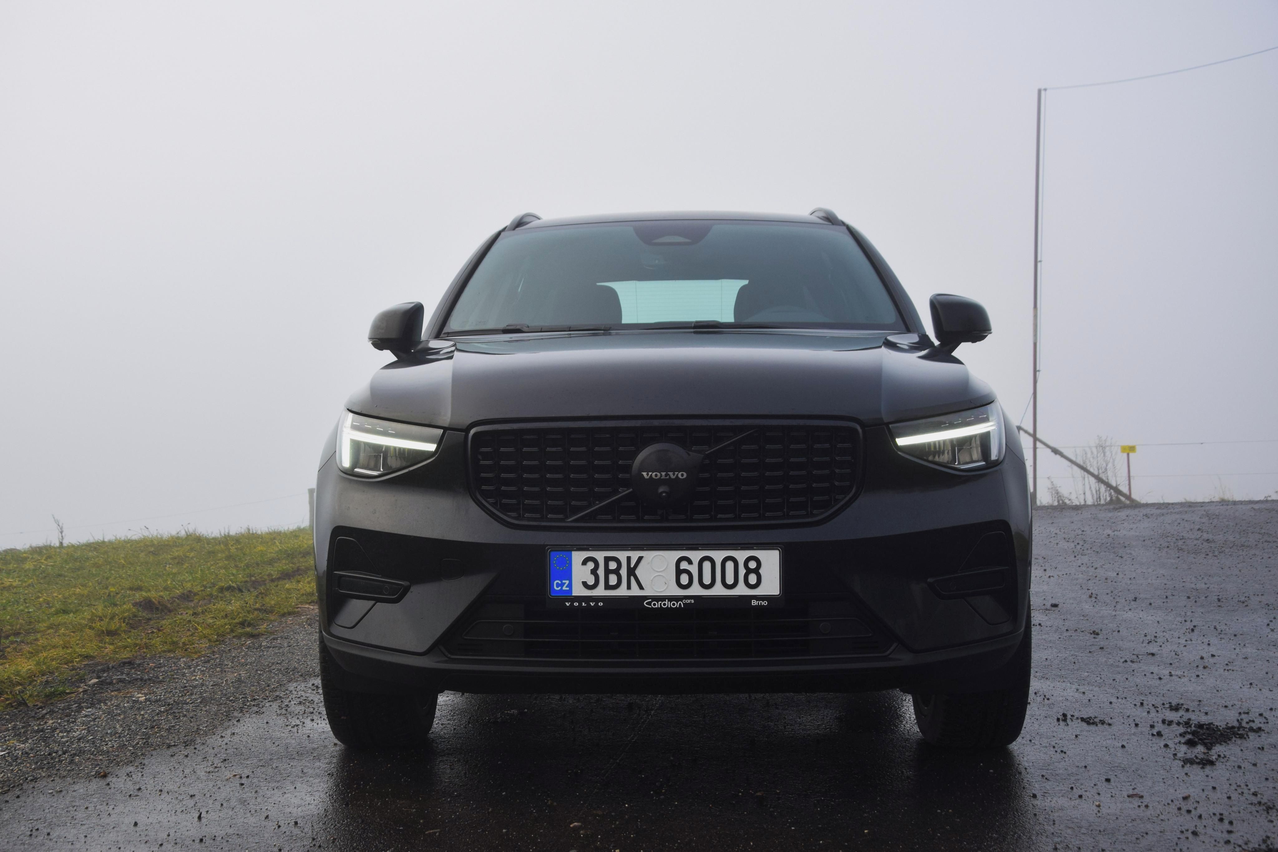 Volvo XC40, Volvo XC40, PLUS BLACK EDITION - fotka 5