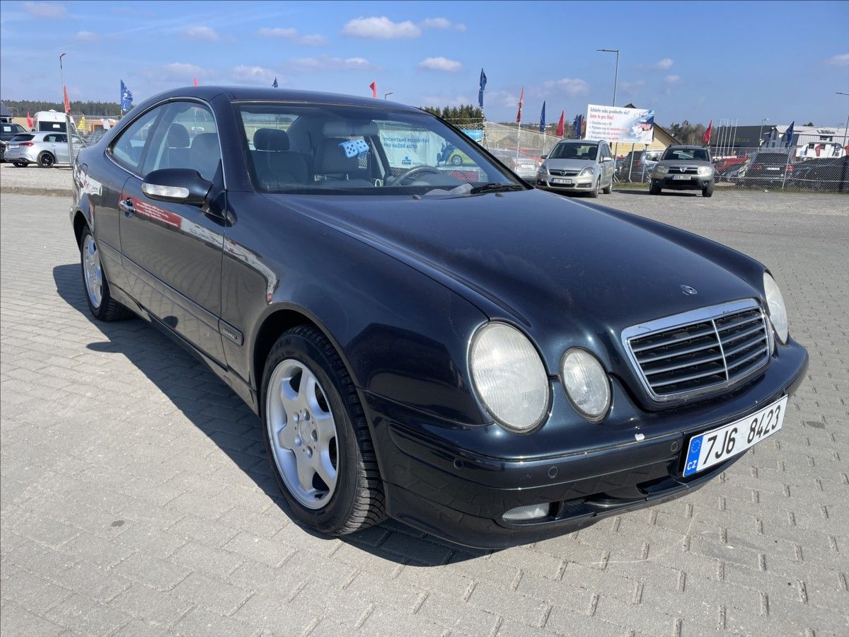 Mercedes-Benz CLK, 2,0 i 150kw Kompressor Automat - fotka 6