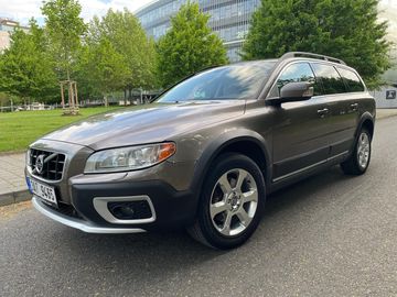 Volvo XC70 AWD 151KW 303tis.