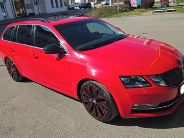 1.6TDi STYLE +