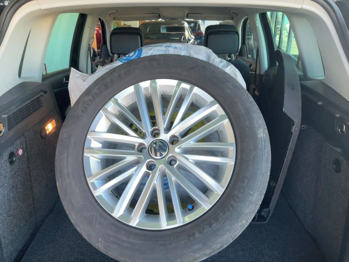 Volkswagen Tiguan, 2.0 Tdi 4x4 103KW CUP VYHŘ. MF - fotka 3