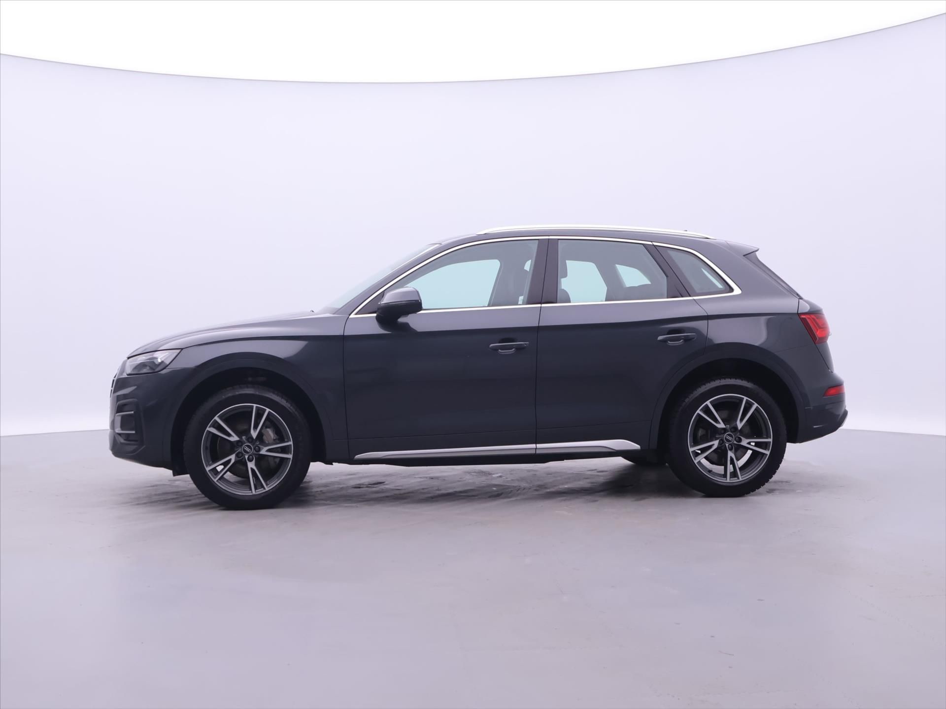 Audi Q5, 2,0 TDI quattro S tronic Advan - fotka 4
