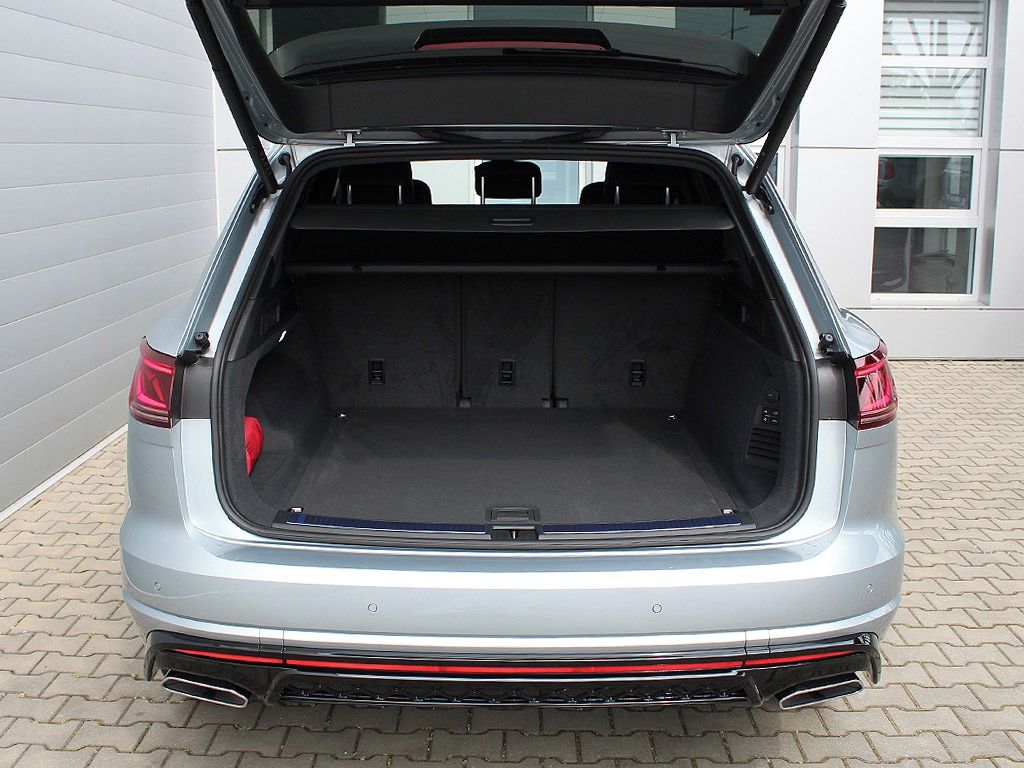 Volkswagen Touareg, R-Line V6 3,0 TDI 170 kW - fotka 5
