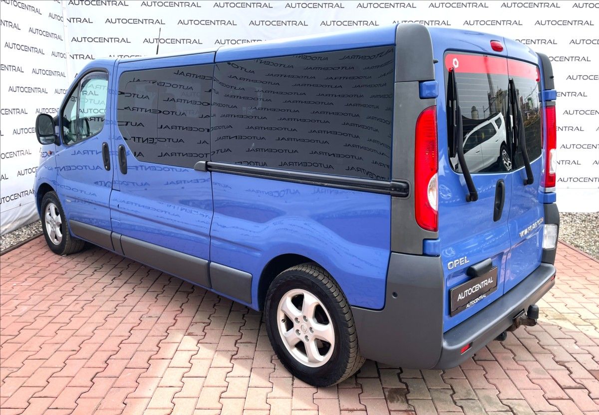 Opel Vivaro, 2,5 D,107kW,9míst,po servisu,L - fotka 6