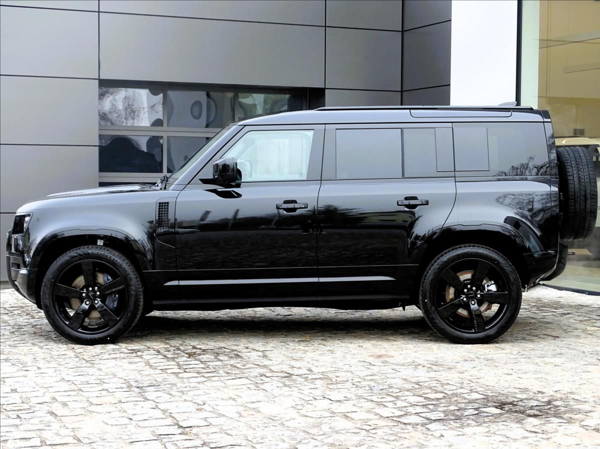 Land Rover Defender, 110 D250 X-DYNAMIC SE - fotka 2