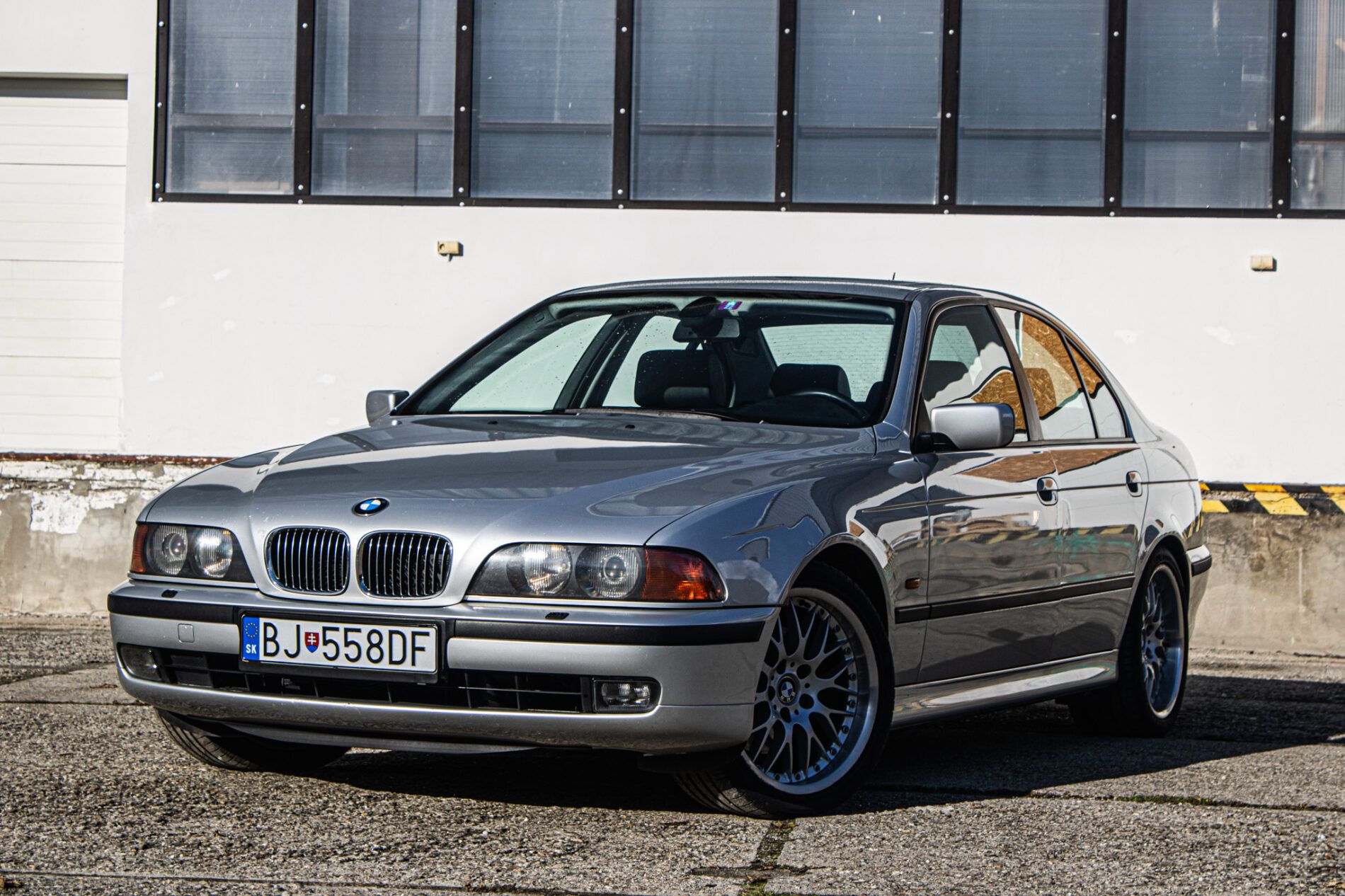 BMW, rad 5