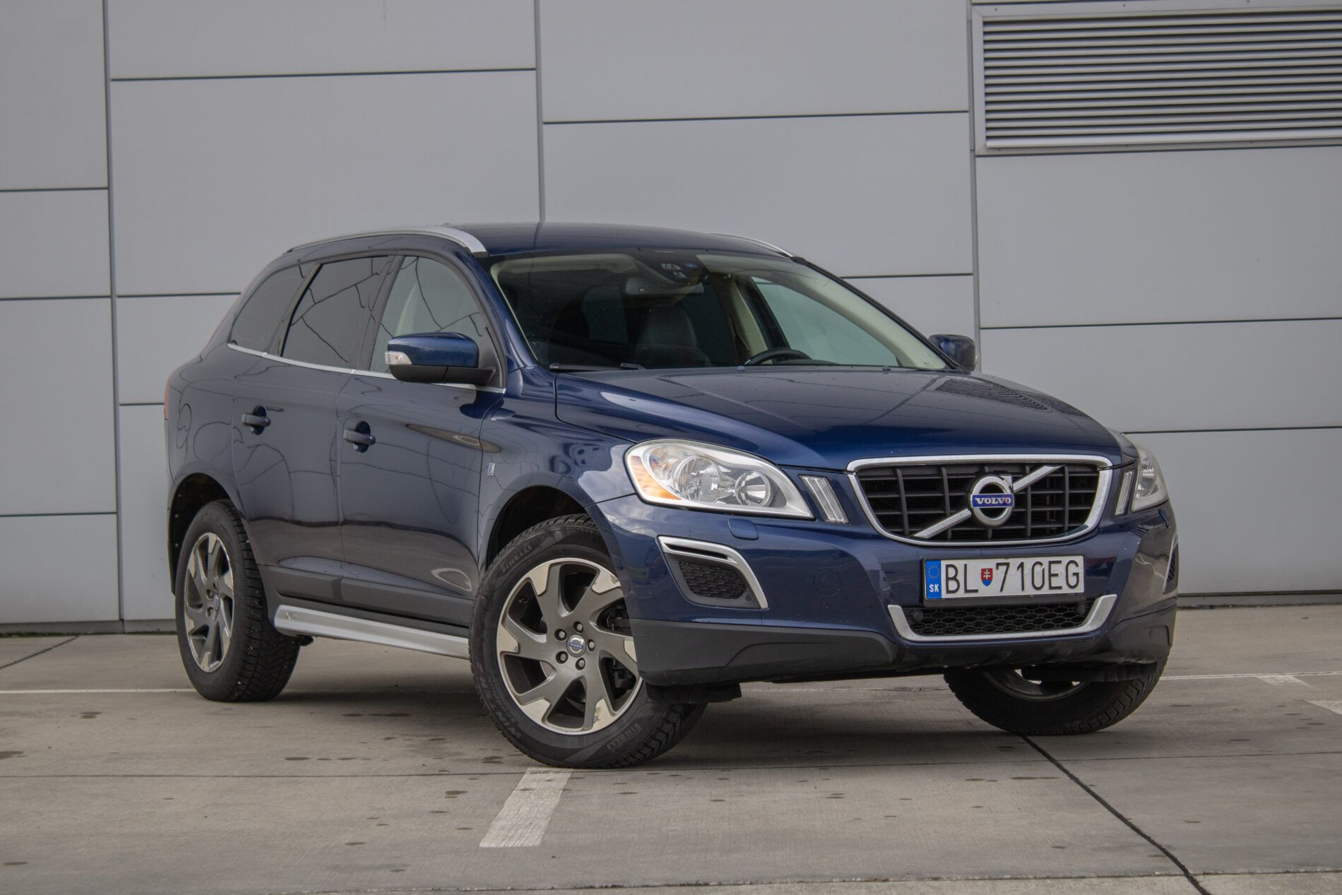 Volvo XC60 - fotka 3