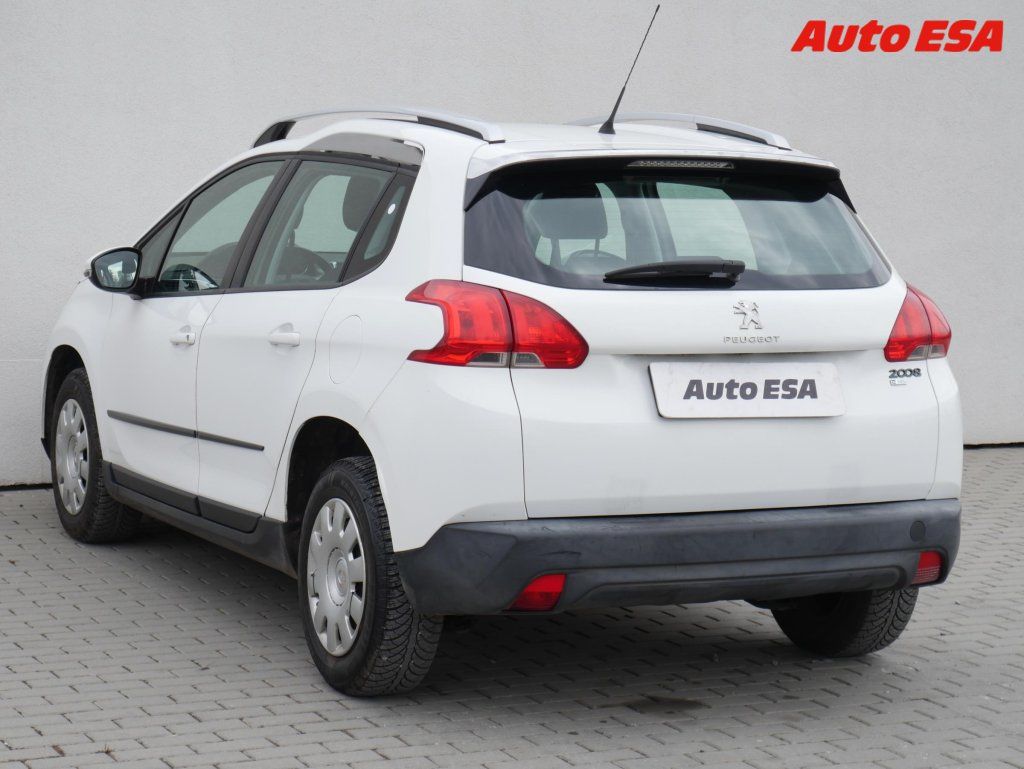 Peugeot 2008, 1.6 HDI,1.maj,ČR,AC,temp - fotka 6
