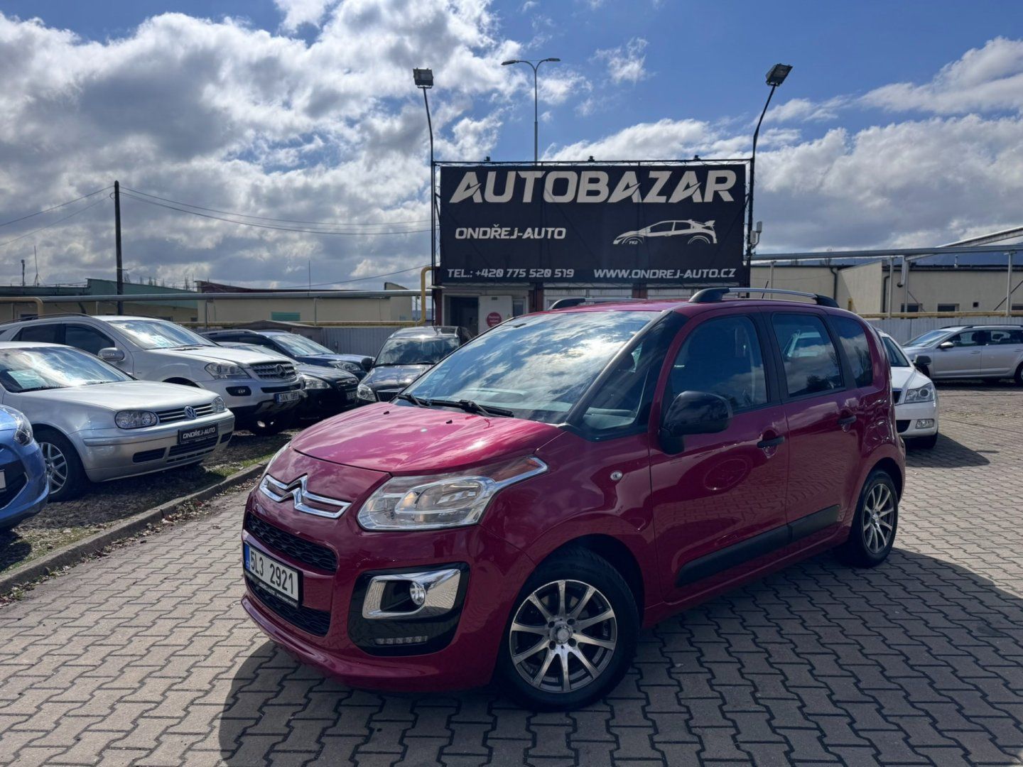 Citroën C3 Picasso, 1,4 70 KW KOLA STK 1.MAJ CZ