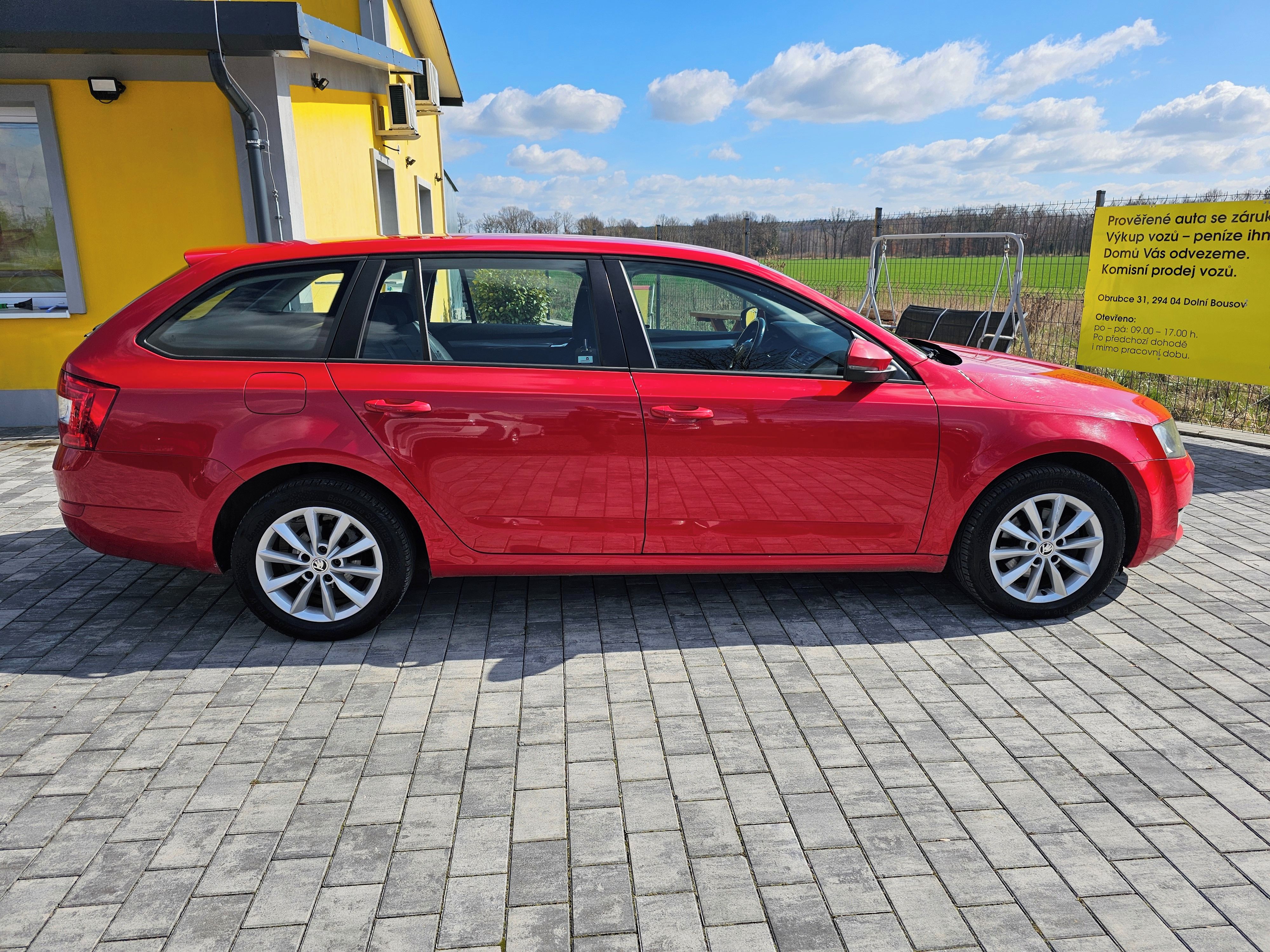 Škoda Octavia, 1.6 TDI, Ambition Fresh, DPH - fotka 4