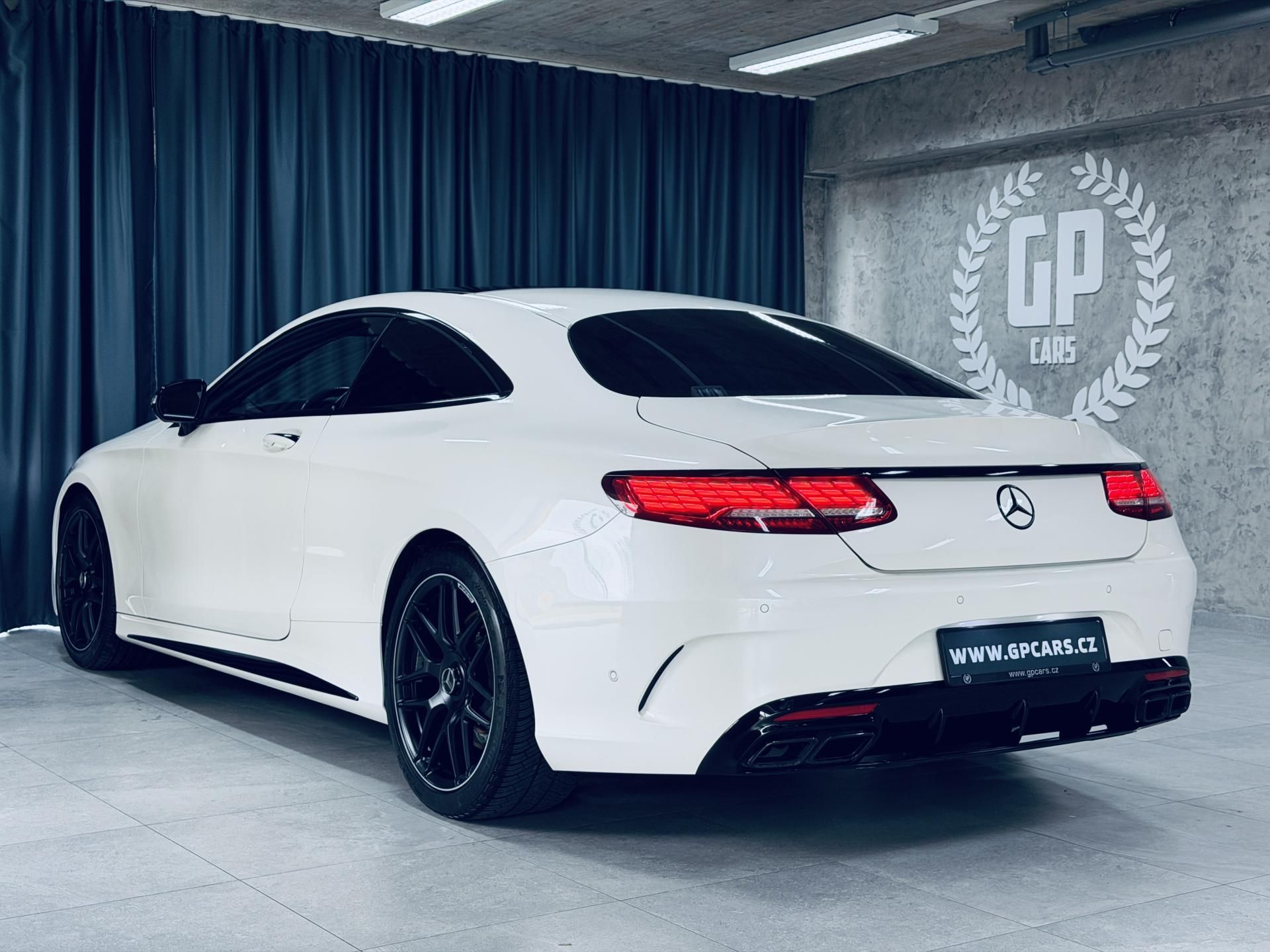 Mercedes-Benz Třídy S, S63 AMG COUPE CARBON SWAROVSKI - fotka 4