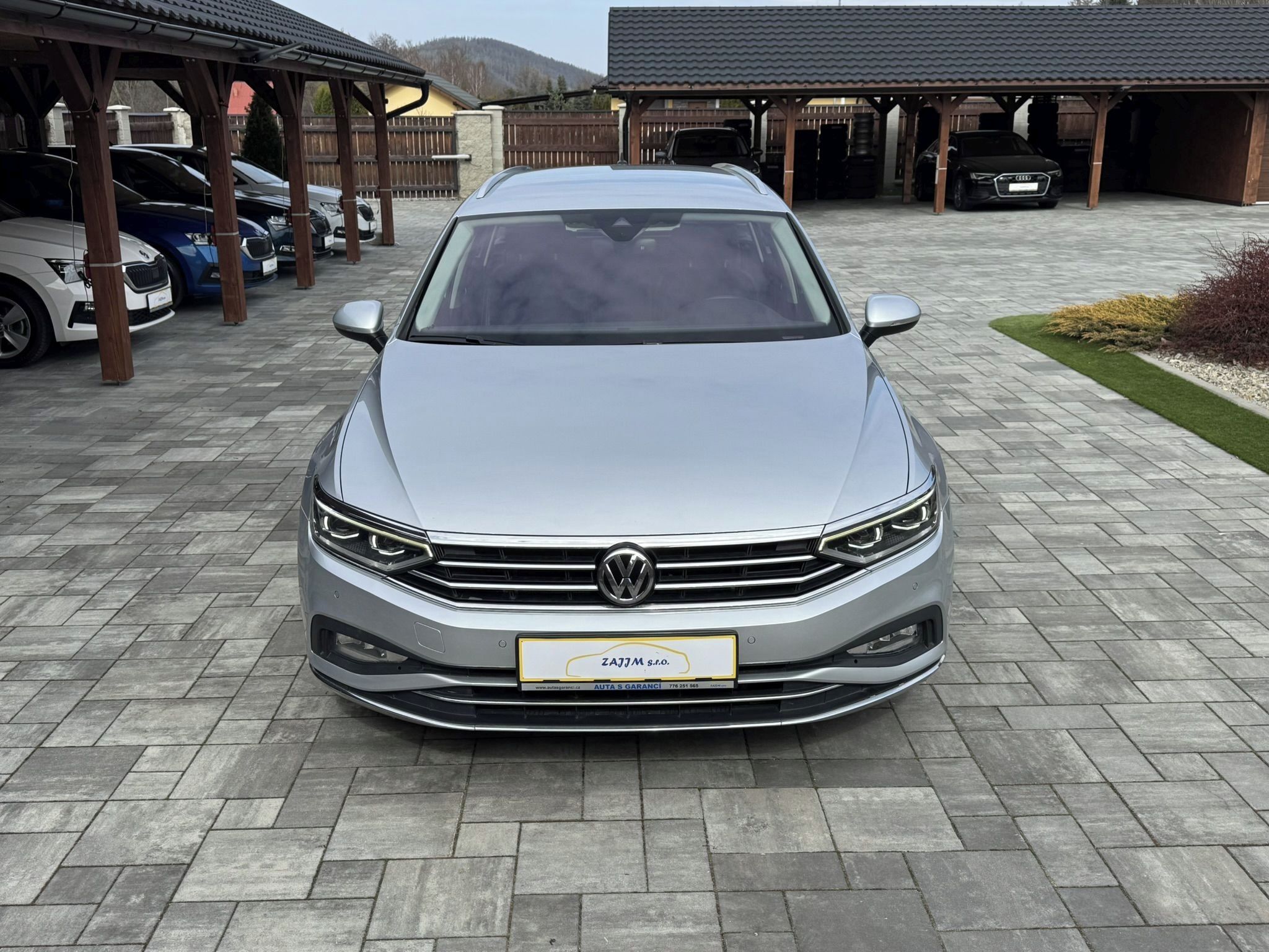 Volkswagen Passat, Elegance 2.0TSi 140kw DSG - fotka 4