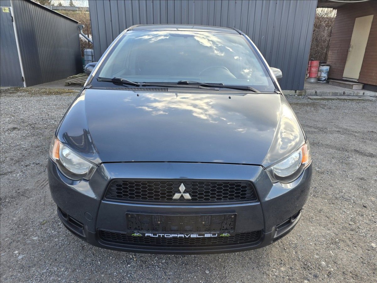 Mitsubishi Colt, 1,1 i  INFORM - fotka 2