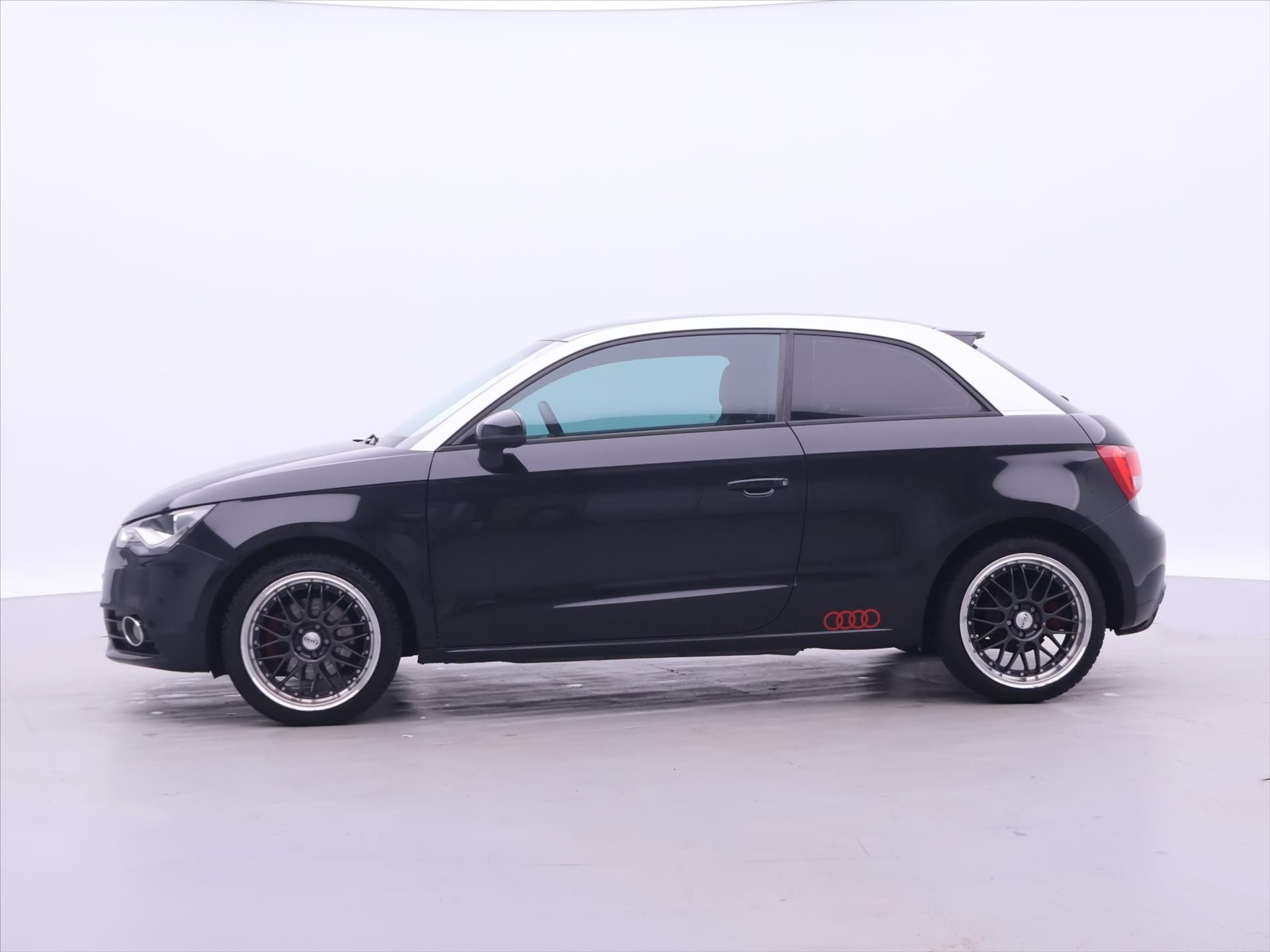 Audi A1, 1,4 TFSI 105kW Ambition Xenon - fotka 4