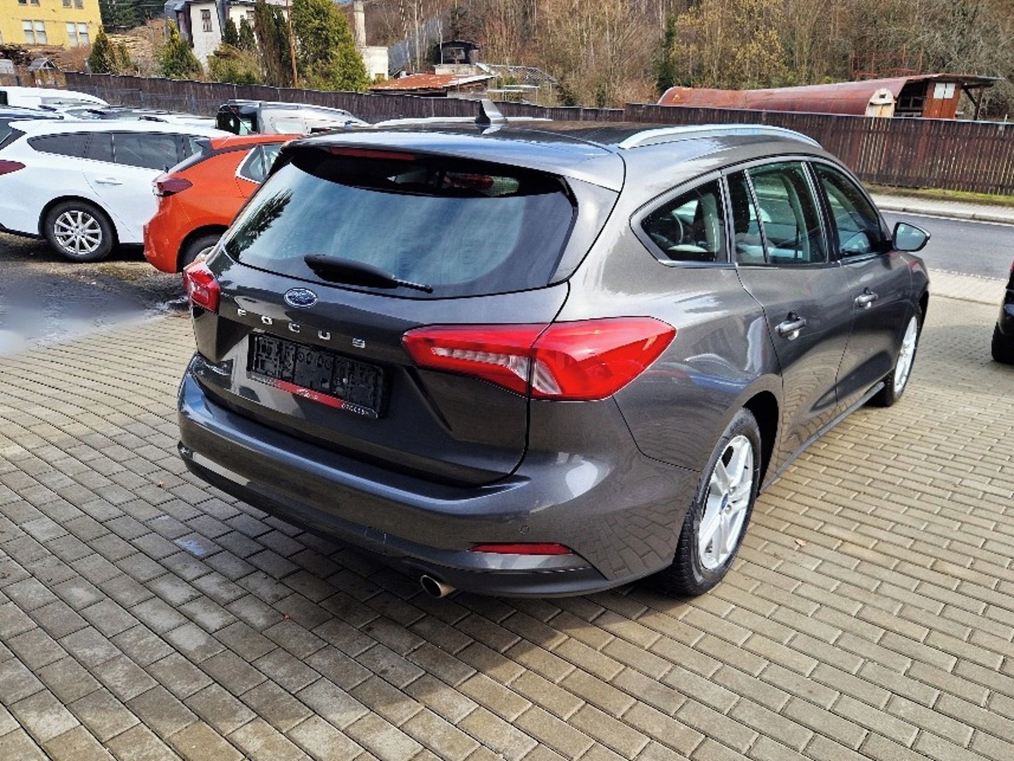 Ford Focus, 1.5 TDCi (88 kW), plný servis - fotka 4