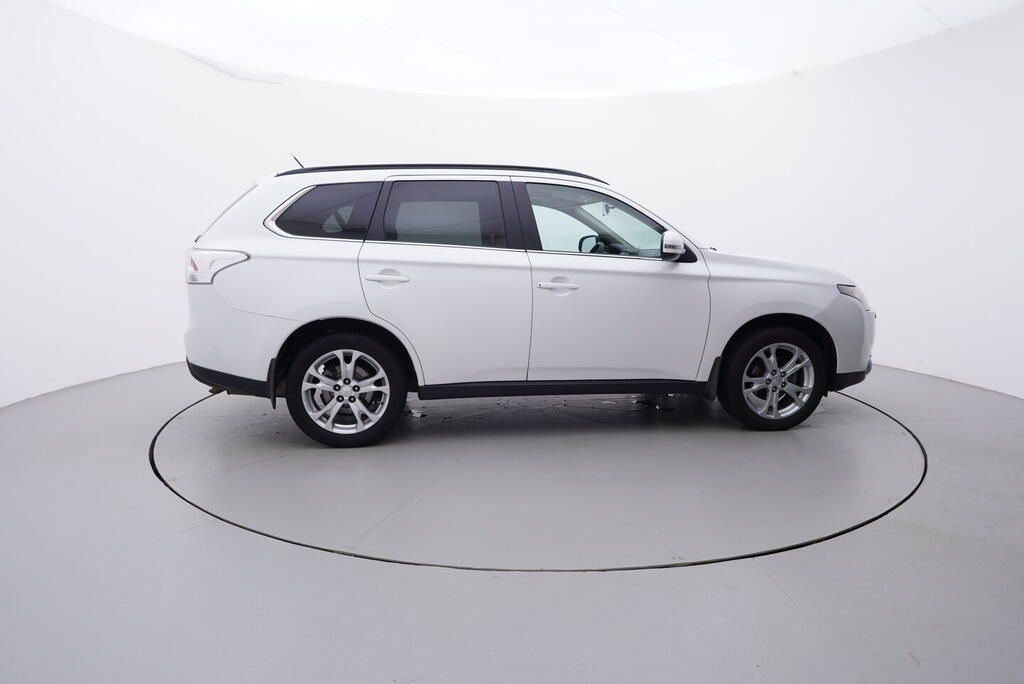 Mitsubishi Outlander, 2.3 110 kW - fotka 6