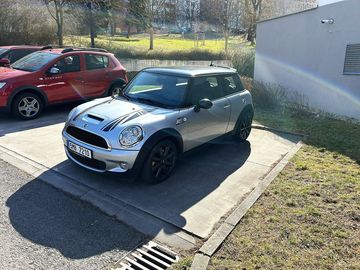 r 56 128 KW