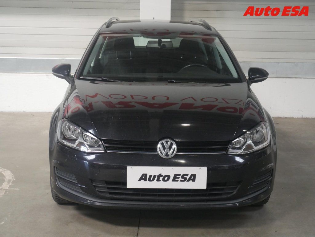 Volkswagen Golf, 1.6.,AC,výhřev sed - fotka 2
