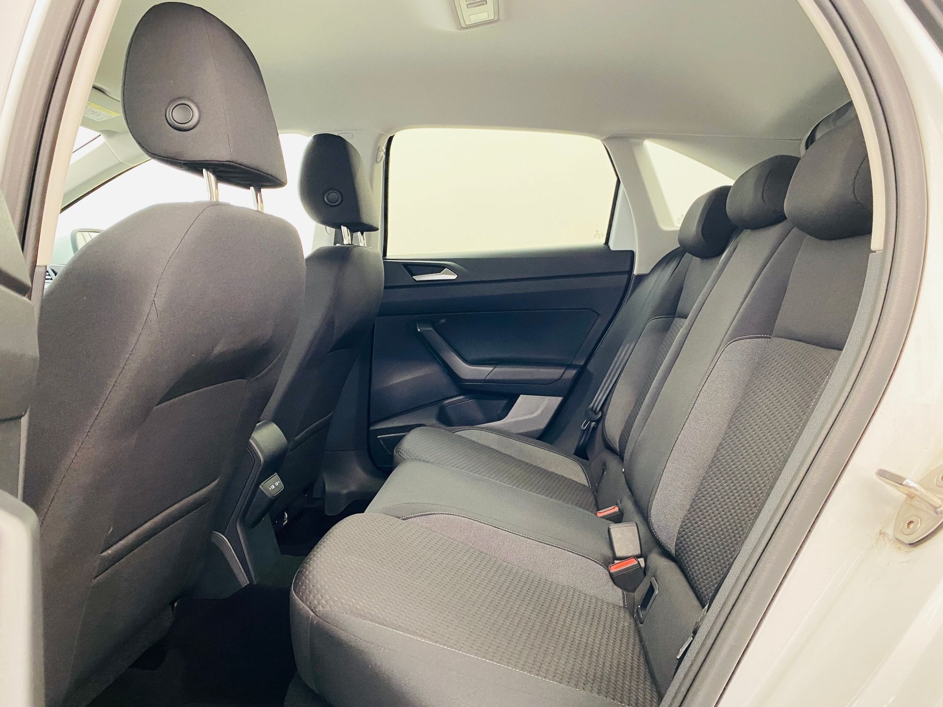 Volkswagen Taigo, 1.0 TSI 70kW Life - fotka 6