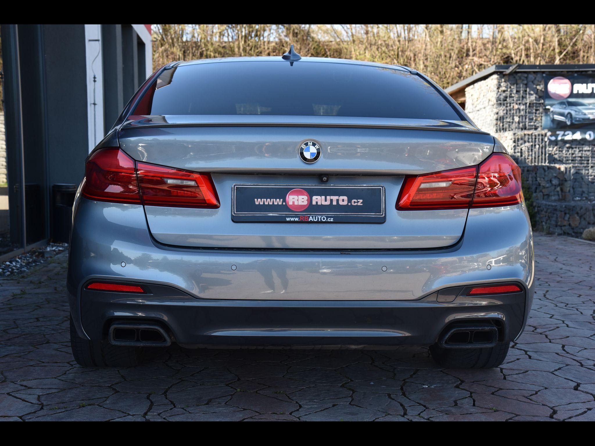 BMW Řada 5, 340kw - fotka 6