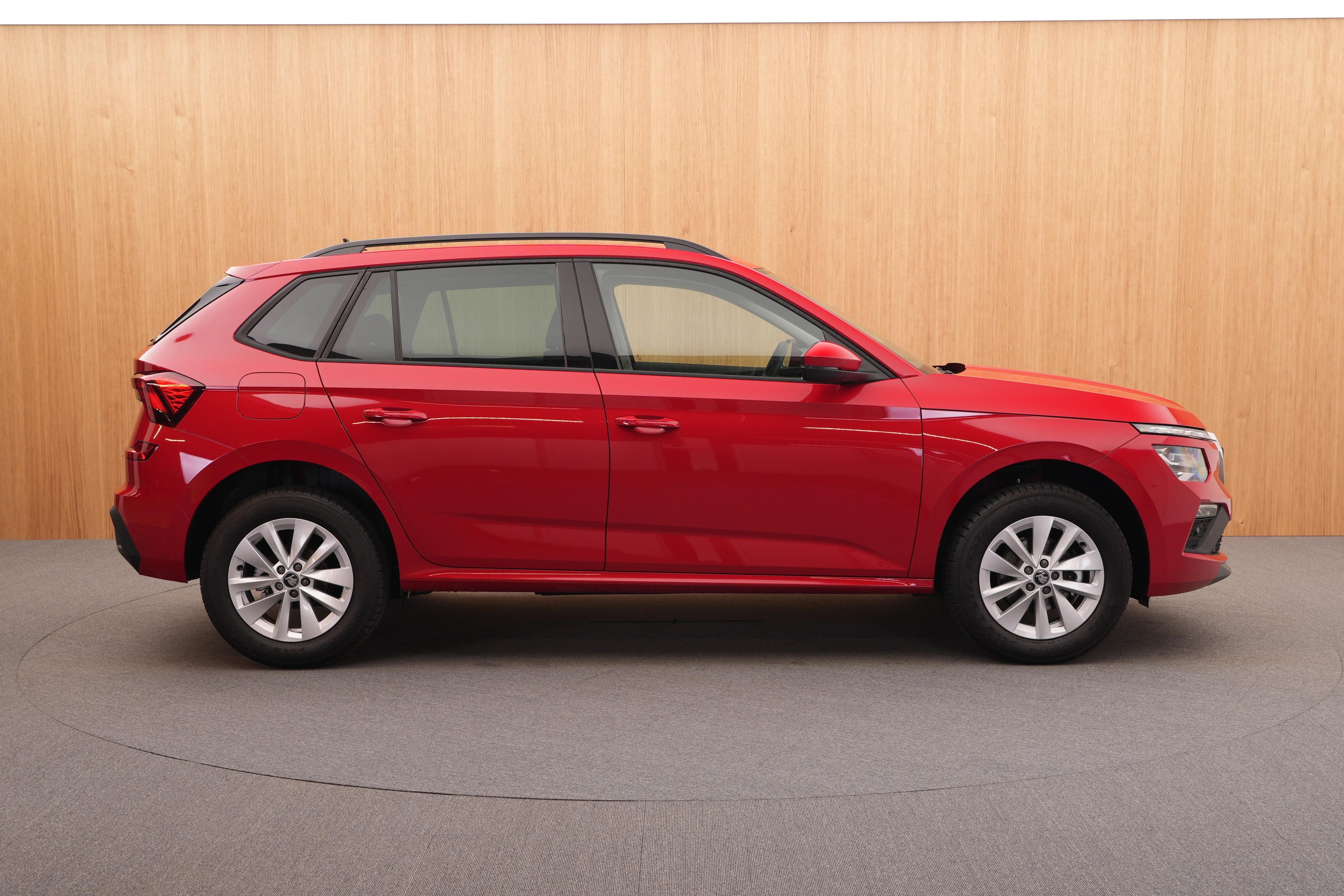 Škoda Kamiq, Drive 130 Plus 1.0 TSI DSG - fotka 5