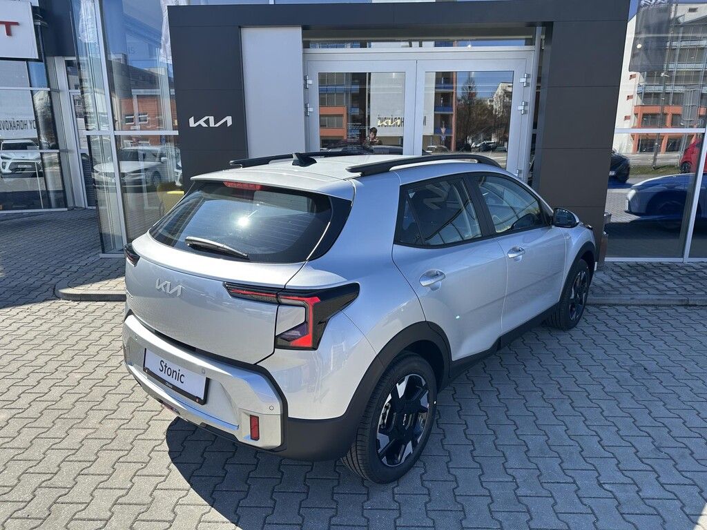 Kia Stonic, 1,0 T-GDi 74 kW SPIN - fotka 3