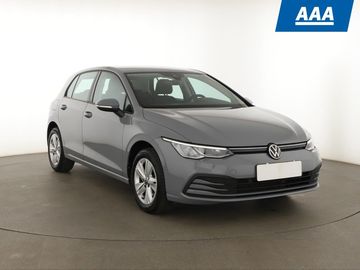 1.0 TSI, Life, ČR,1.maj