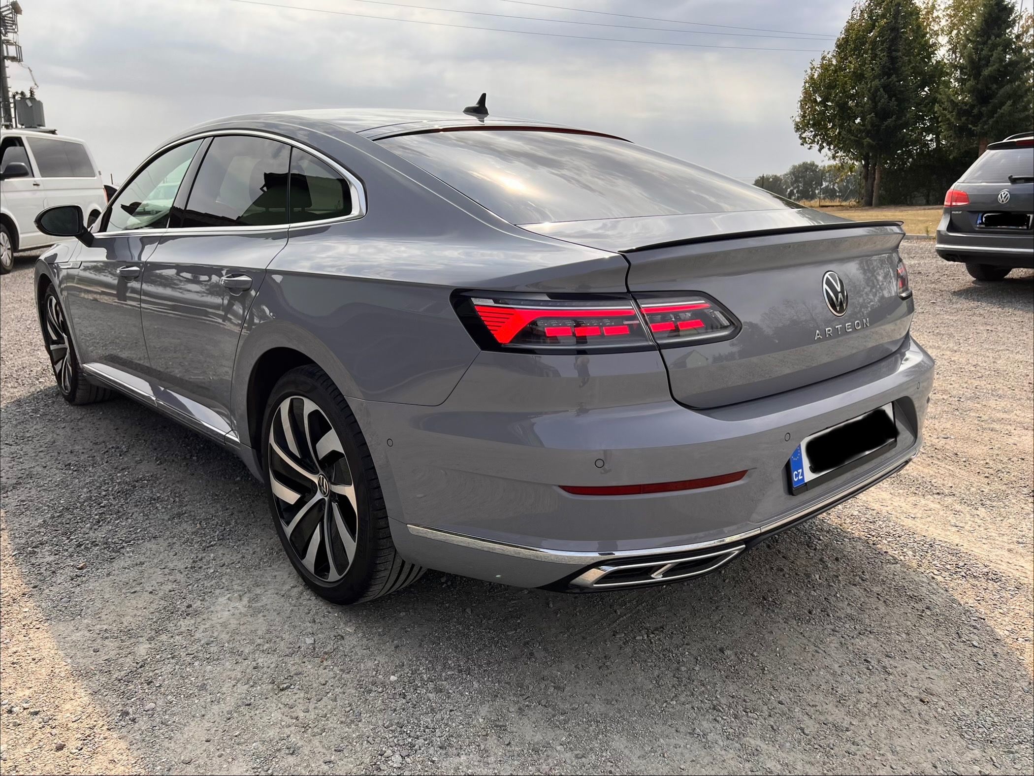 Volkswagen Arteon, 2.0 TDi, R-LINE - fotka 2