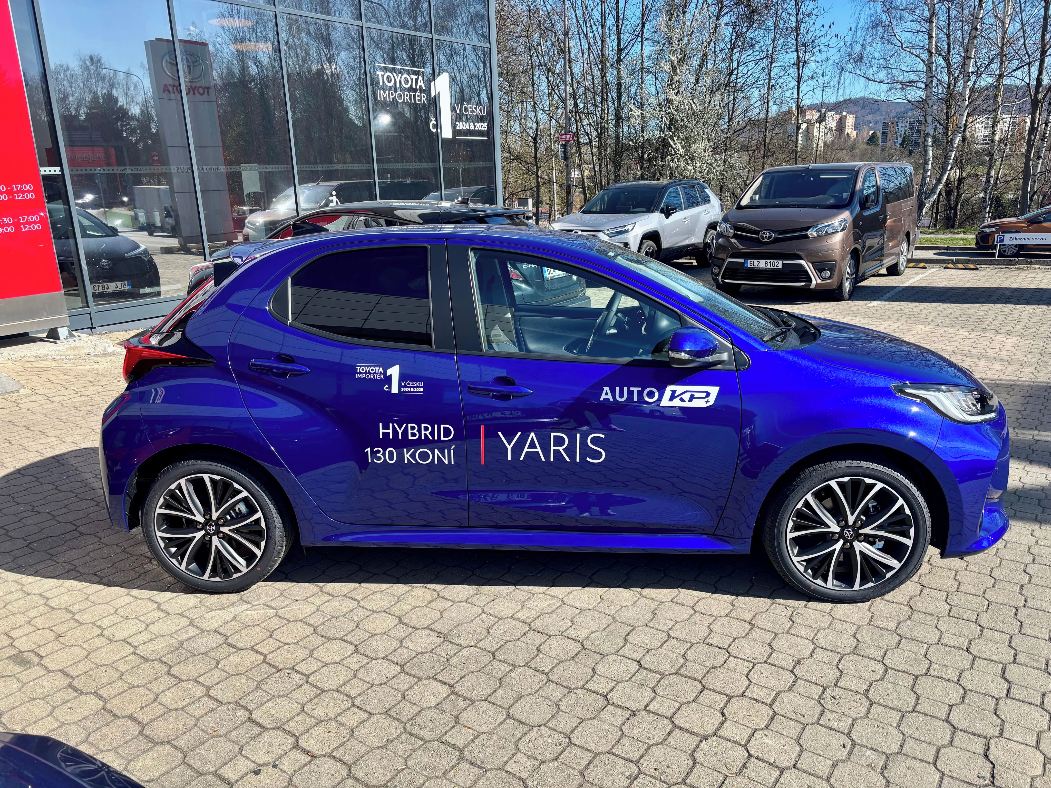 Toyota Yaris, 1,5 HEV 116k Style - fotka 3