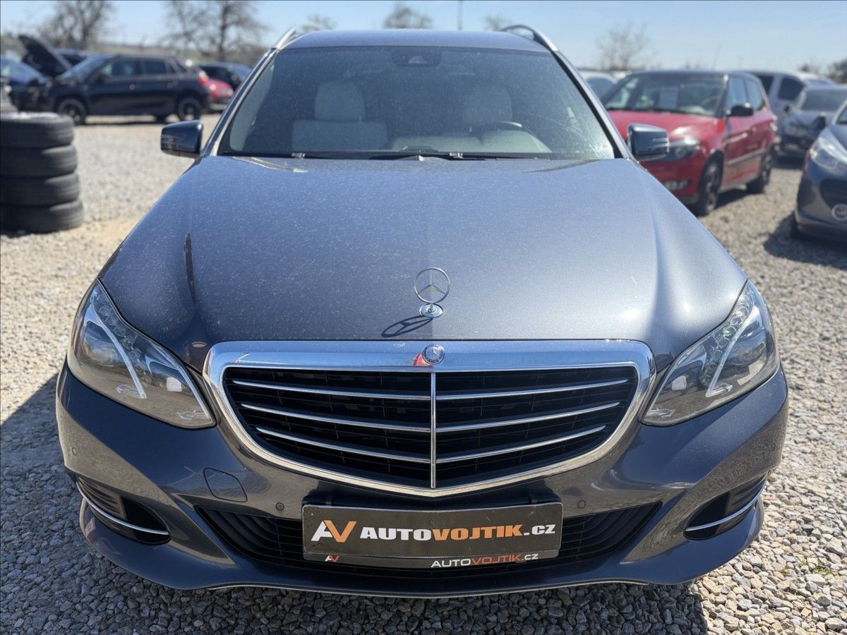 Mercedes-Benz Třídy E, 250CDI 4-MATIC NOVÉ V ČR - fotka 2