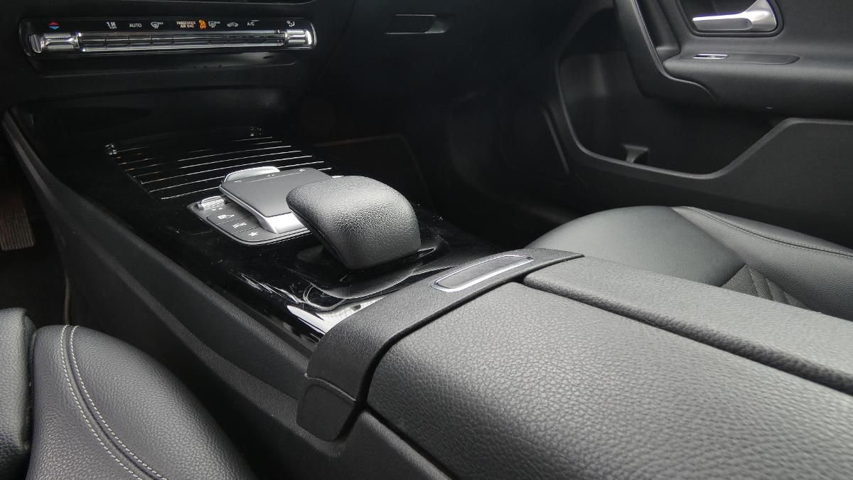 Mercedes-Benz Třídy A, 180d - fotka 6