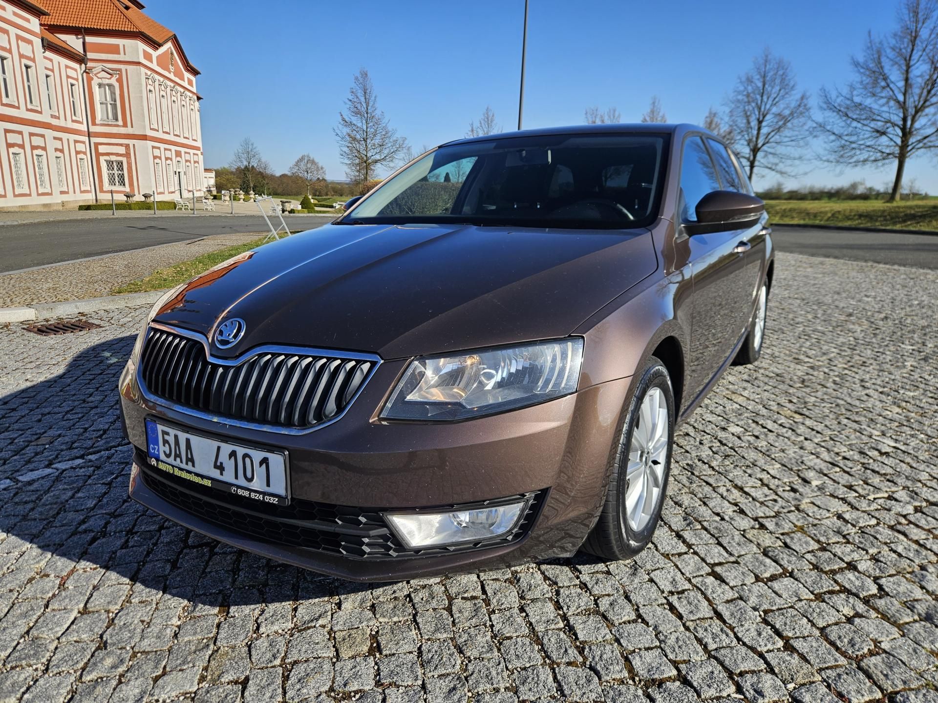 Škoda Octavia, SUPER STAV, 81KW, SPLÁTKY - fotka 2