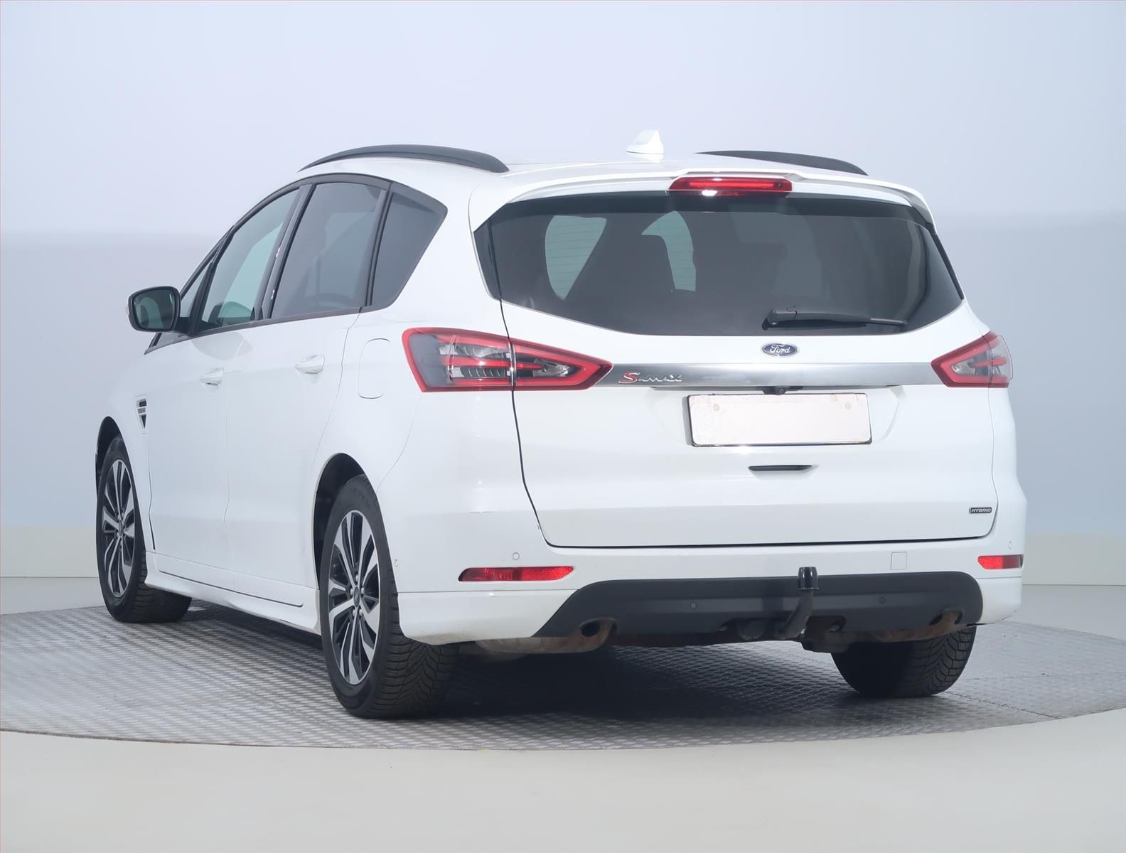 Ford S-MAX, Hybrid, Titanium, Automat - fotka 4