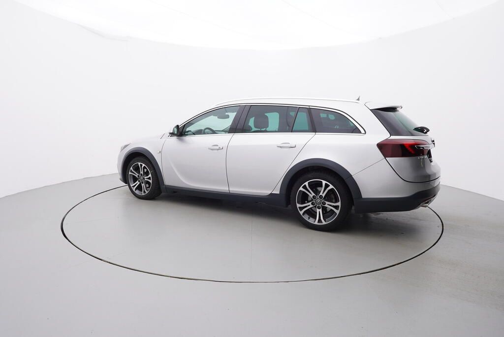 Opel Insignia, Country Tourer 1.6 100 kW - fotka 3