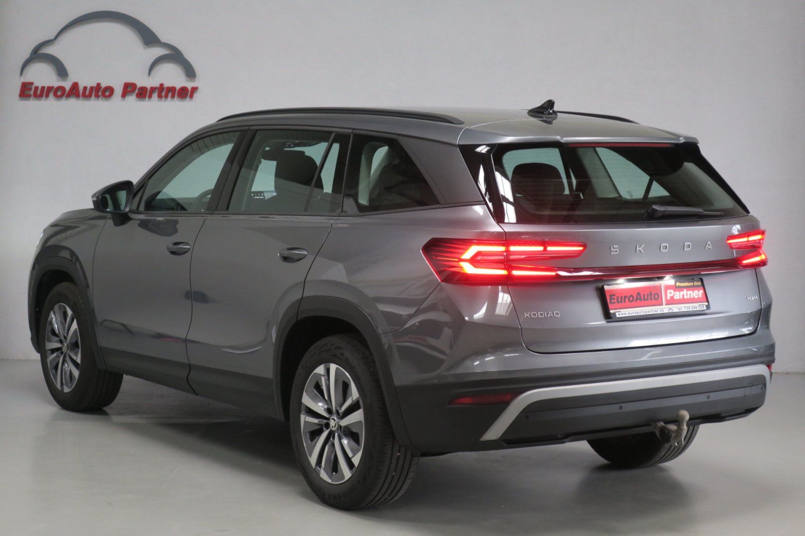 Škoda Kodiaq, SELECTION 142kW 4X4 7M Nez.To. - fotka 2