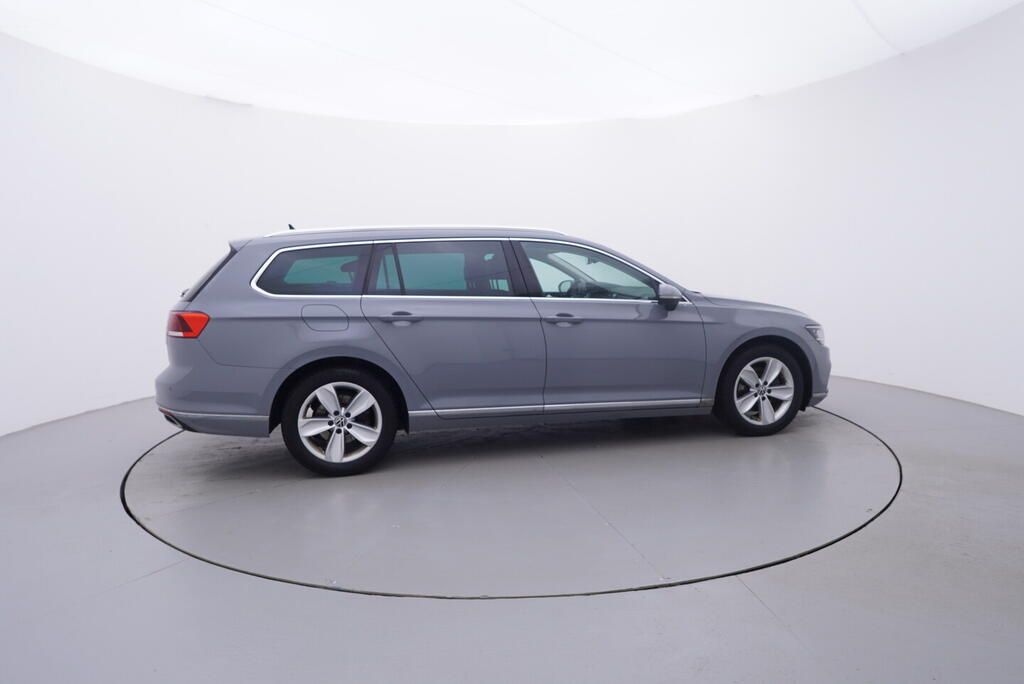 Volkswagen Passat Variant, Elegance 2.0 TDI 110 kW - fotka 6